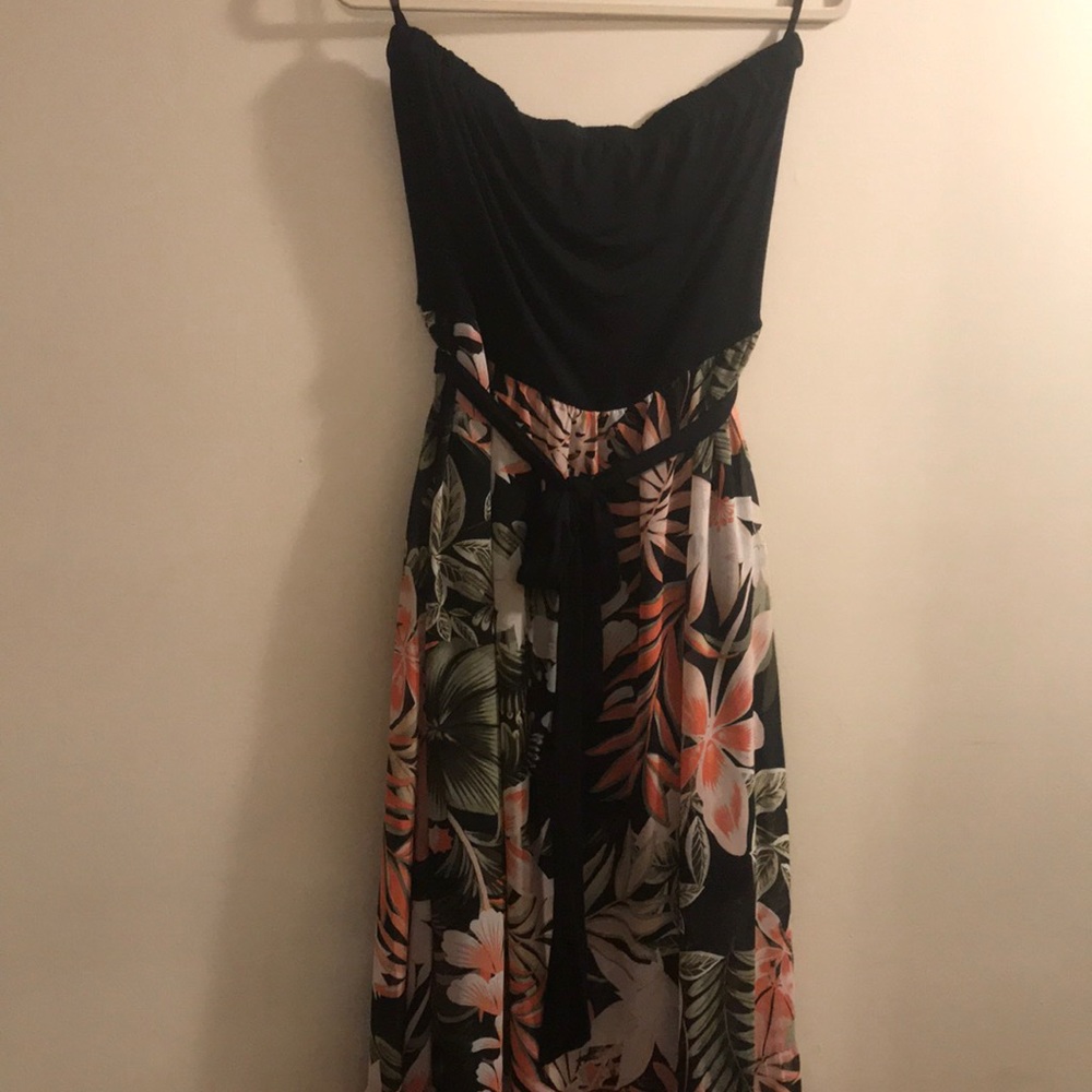 Never been worn strapless maxi dress